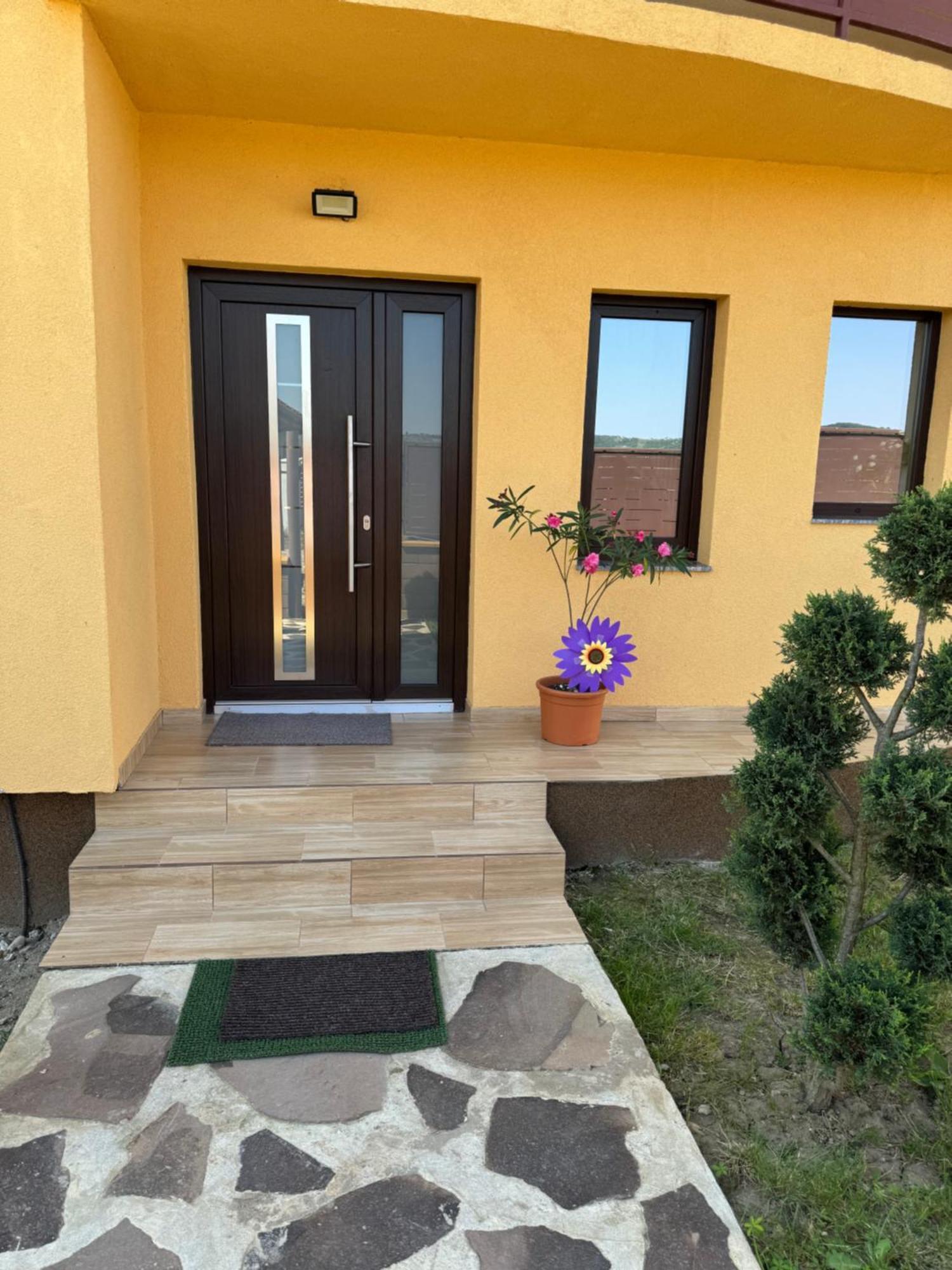 Casa Casy Villa Oradea Exterior foto